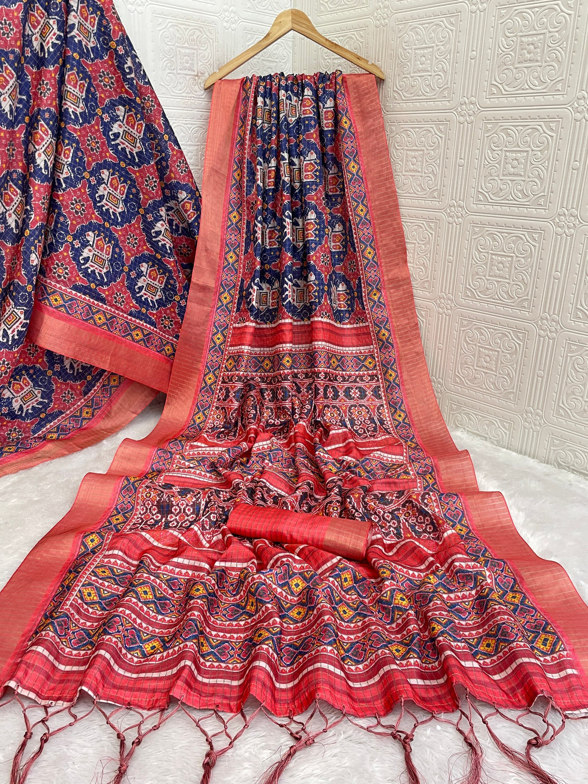 Classic Mysore Silk Saree with Pure Jari Checks, Digital Print & Zalar Elegance