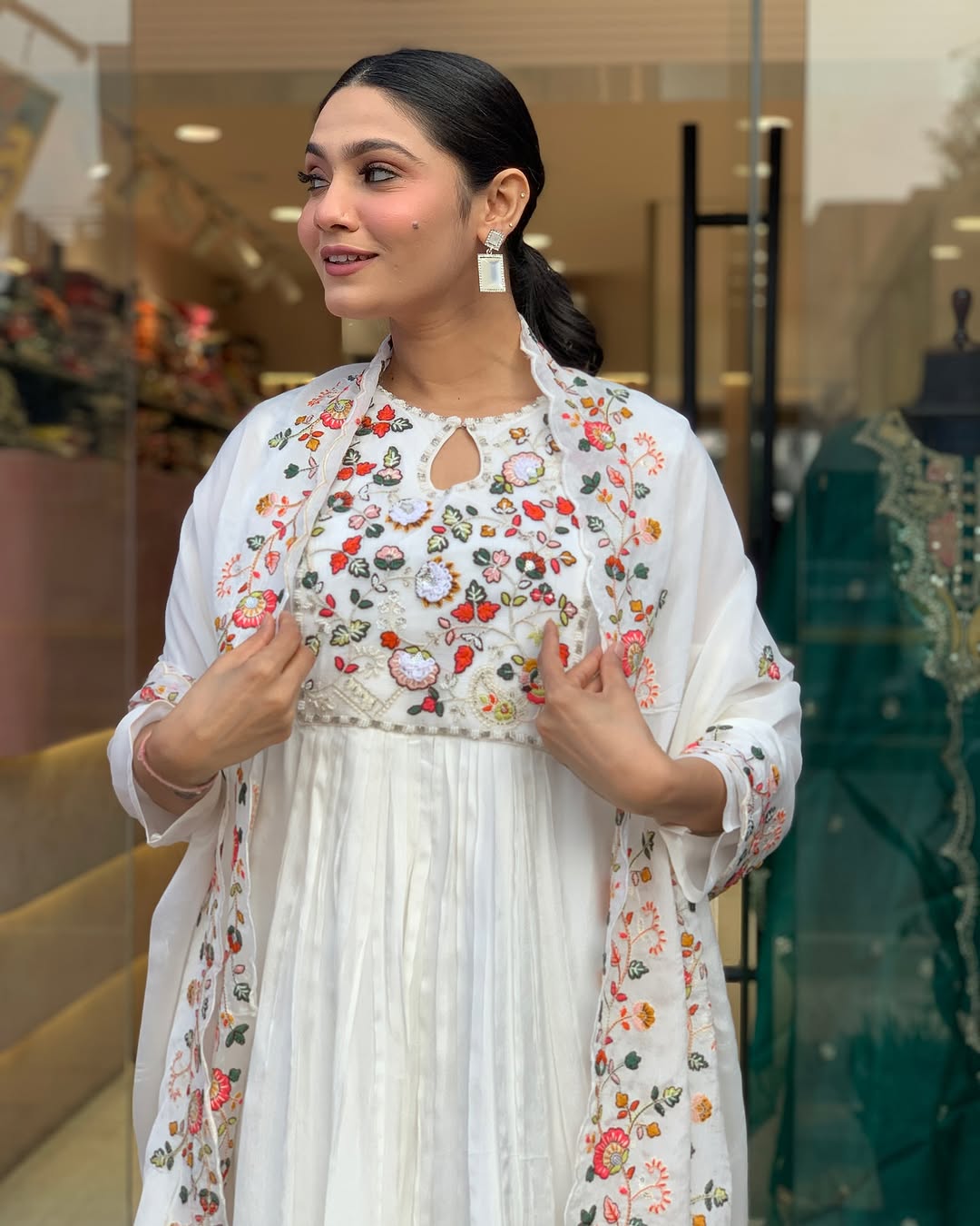 Tesla Elegant Kurta Dupatta Set