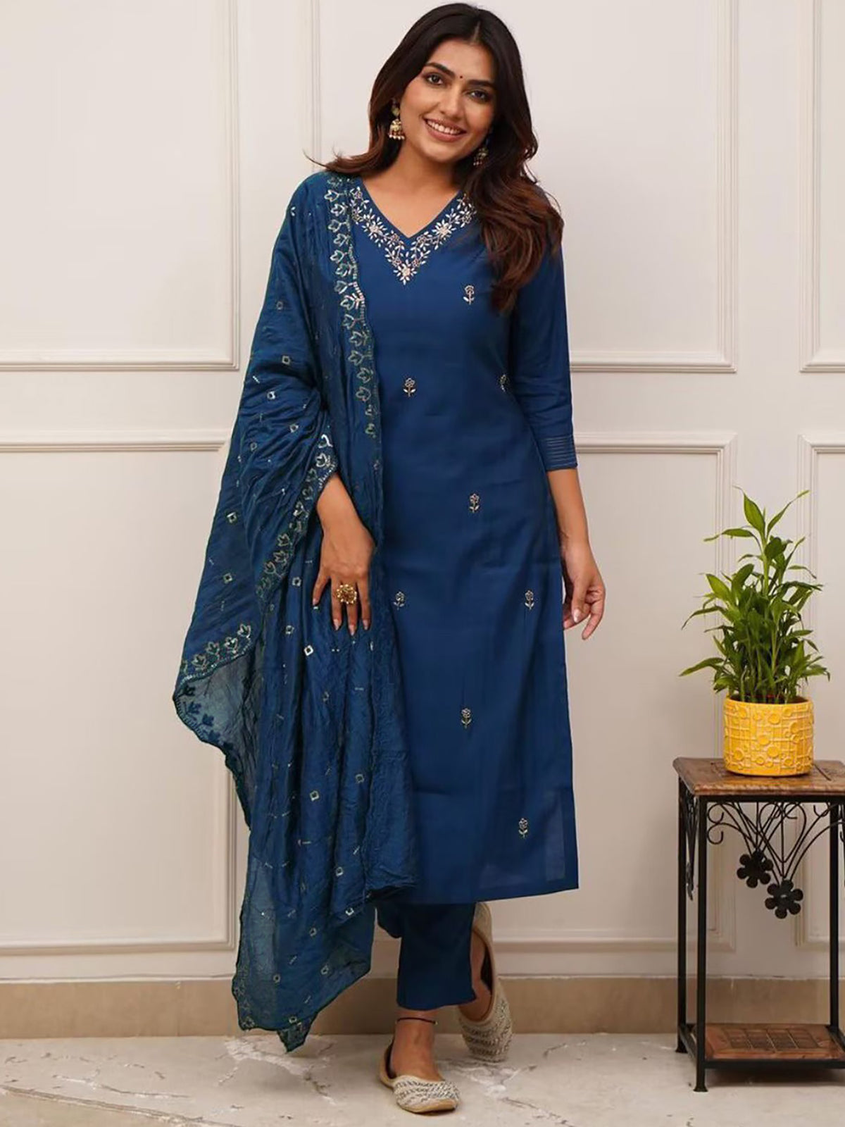 Tesla Classic Kurta Dupatta Set