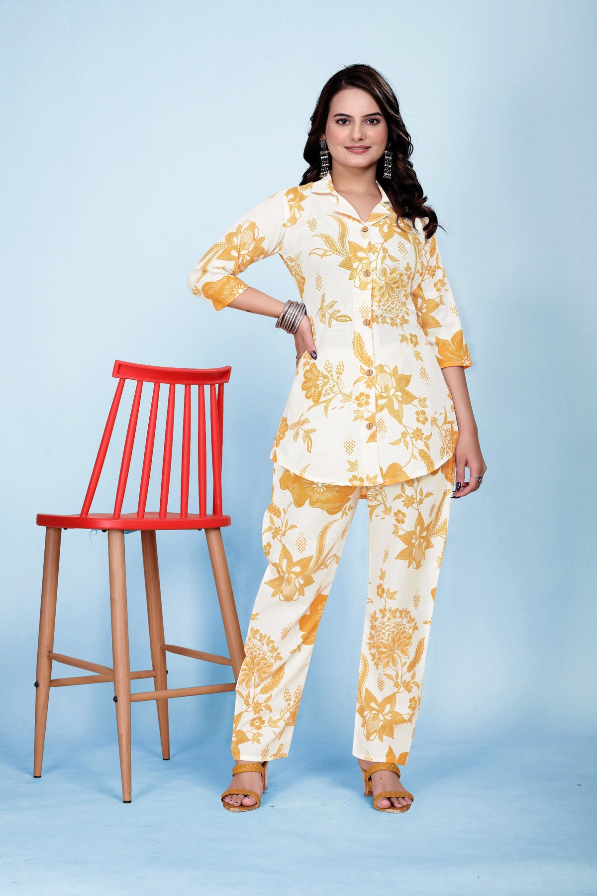 Cord set with sort Top and pant as well top have beautiful neck design