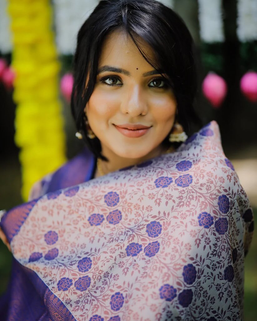 Classic Jacquard Kurta Pant Dupatta Set