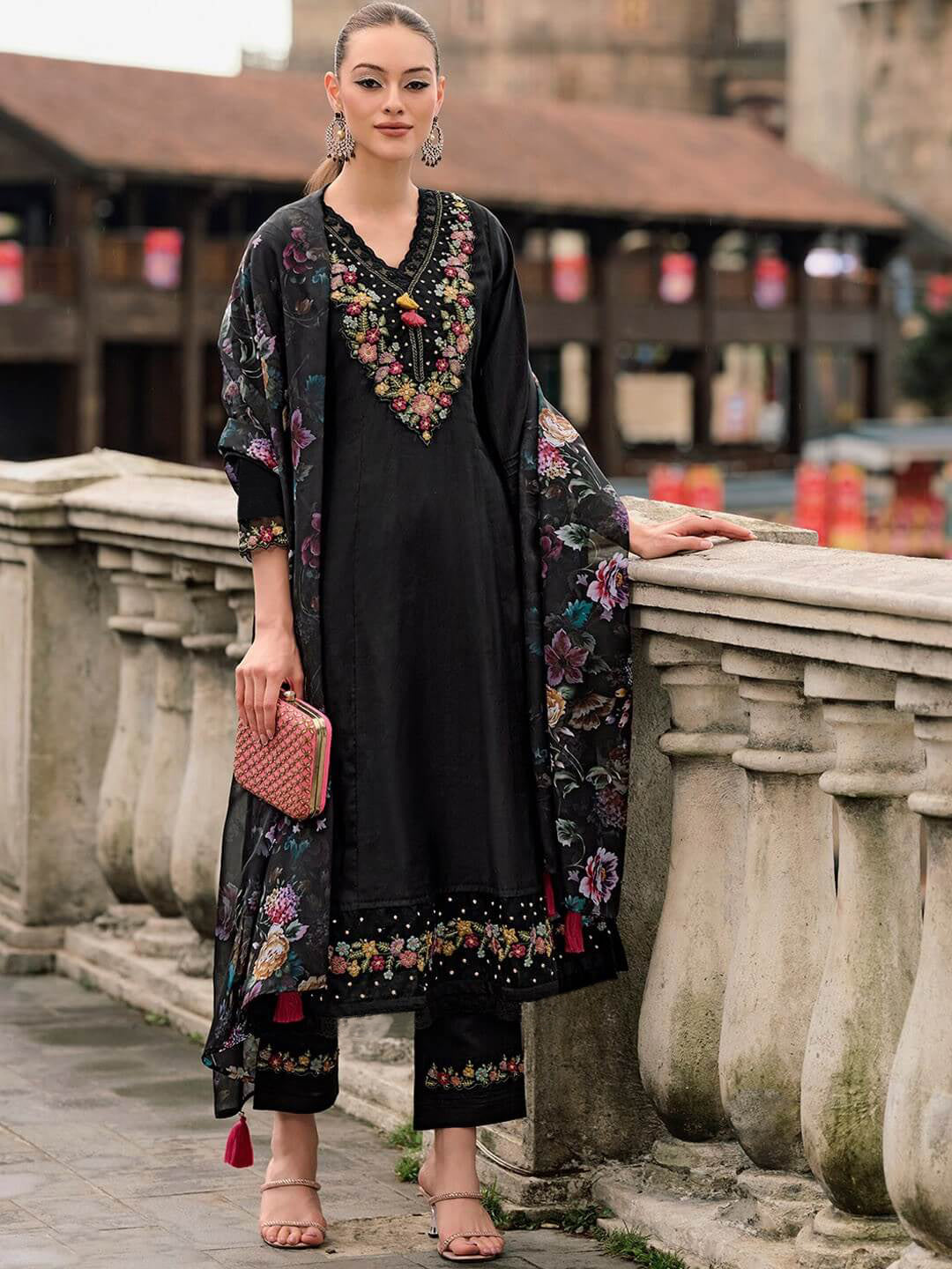 Stylish Women’s Silk Kurta Pant Dupatta Set