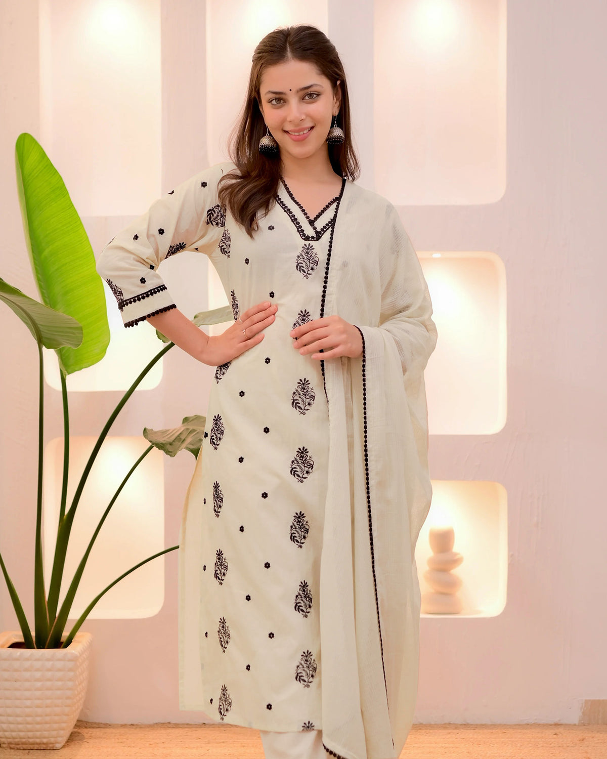 Vichitra Embroidered Kurta Pant Dupatta Set