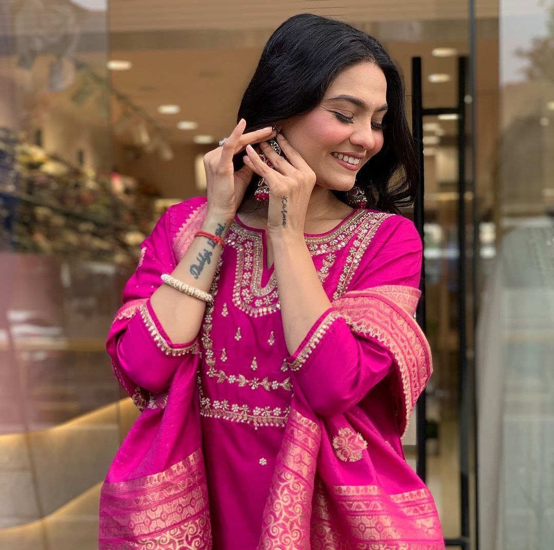 Heavy Suit Set with Intricate Embroidery & Zari Weaving – Matching Pant & Jacquard Dupatta